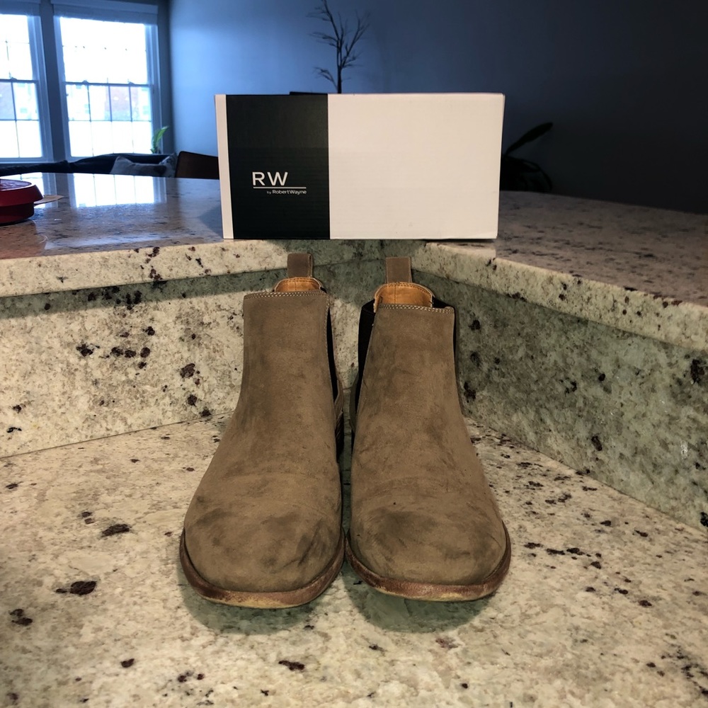 Robert Wayne Chelsea Camel Suede Boot - Picture 2 of 4